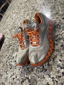 REEBOK ZIG TECH MENS TENNIS SHOES ORANGE/GREY